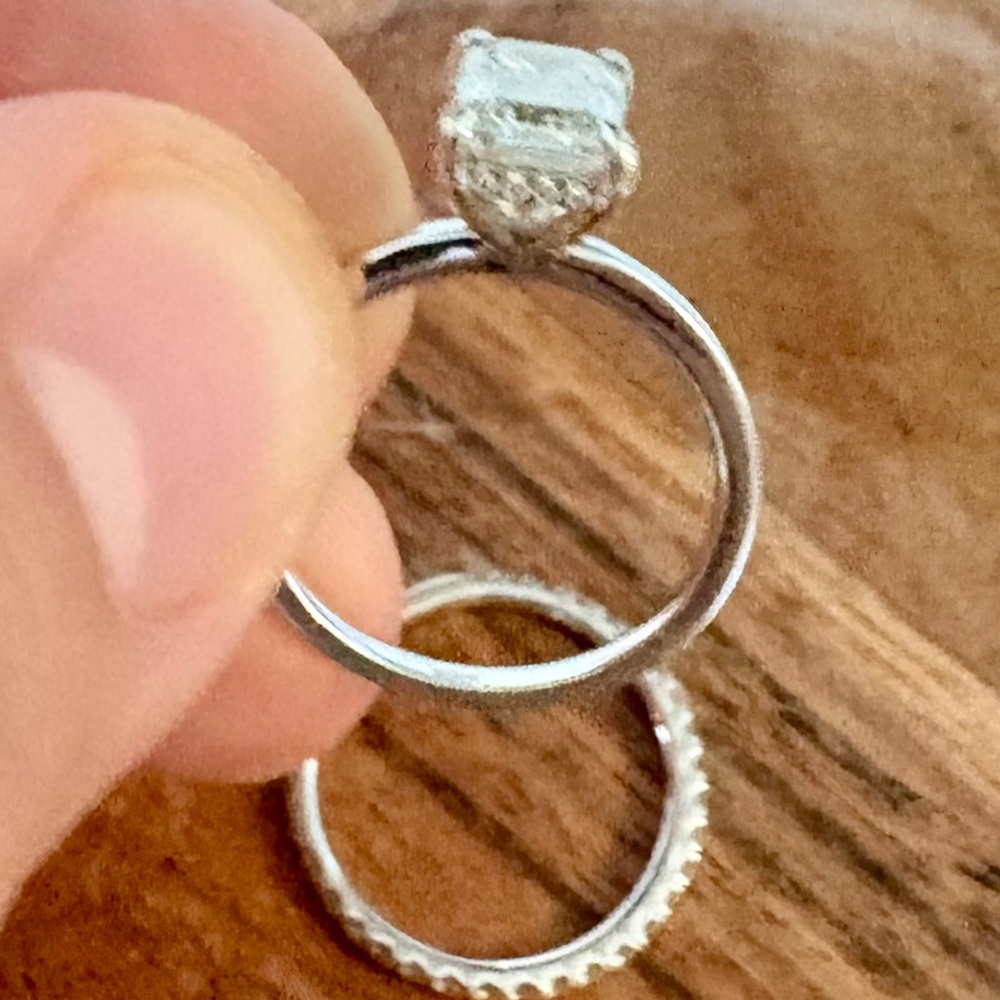 Absolutely Stunning Silver Ring Set With Clear St… - image 3